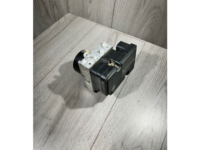 Блок АБС 1K0907379P, 00009496E5   Skoda  Octavia Mk2 (1Z)  2004 - 2013 года