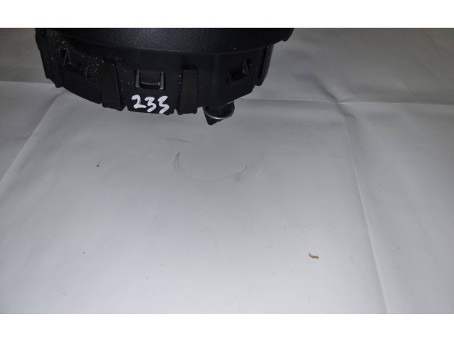 Подушка безопасности водителя GX73043B13 Jaguar XE