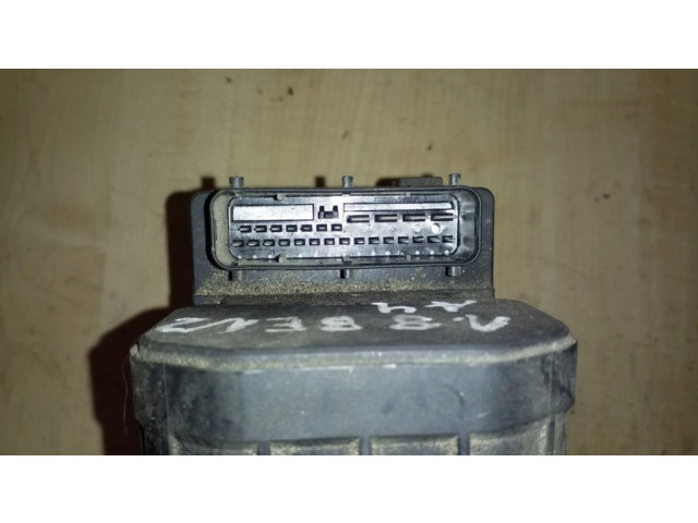 Блок АБС 0265216411, 8E0614111   Audi  A4 S4 B5 8D  1999-2000 года