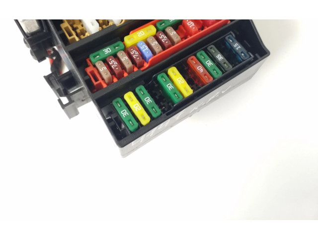 Блок предохранителей 4KR971845 Audi e-tron