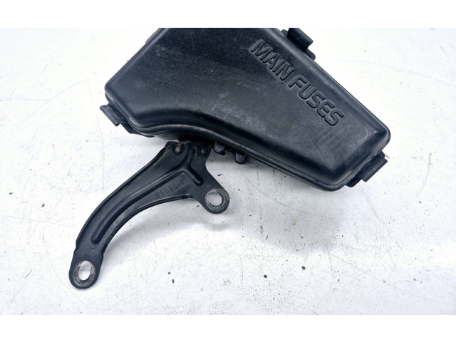 Блок предохранителей  9162084, 9128578   Volvo S70  V70  V70 XC    