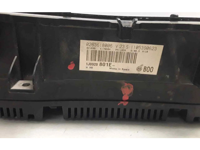 Панель приборов 1J0920801E Volkswagen Bora