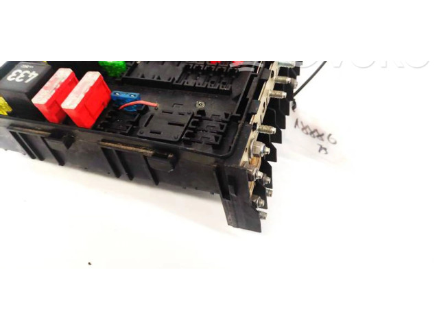 Блок предохранителей 1K0937124K Volkswagen Golf Plus