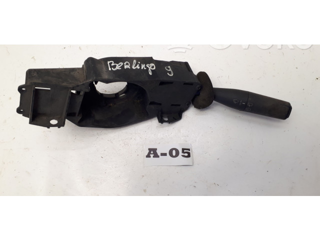 Ручка стеклоочистителей 61557114, 9620376580 Citroen Berlingo