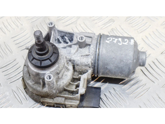 Моторчик дворников 0390248152, 1137328881    Ford Focus