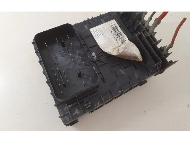 Pojistková skříňka 1K0937125A Volkswagen Caddy 2008