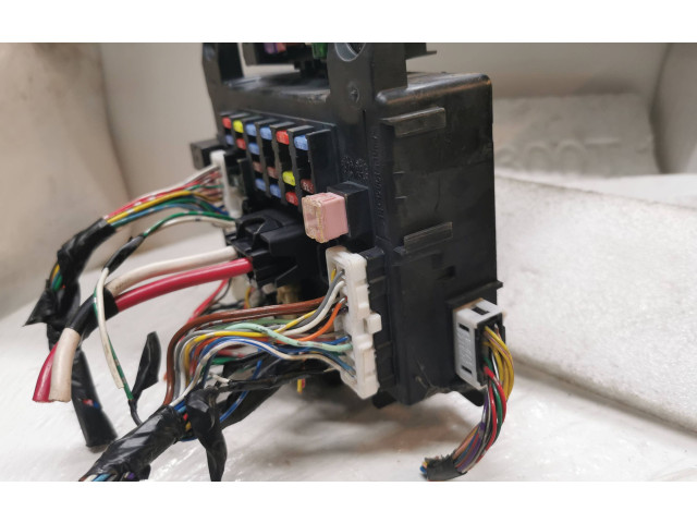 Блок предохранителей 8637A319, L8637002A Mitsubishi Outlander