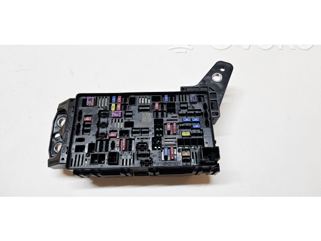 Блок предохранителей 68347016AD   Jeep Grand Cherokee WL    