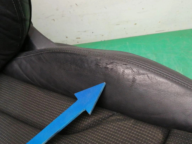 Переднее сиденье водителя