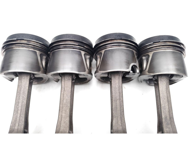 Píst CGLC Audi A5 8T 8F CGLC