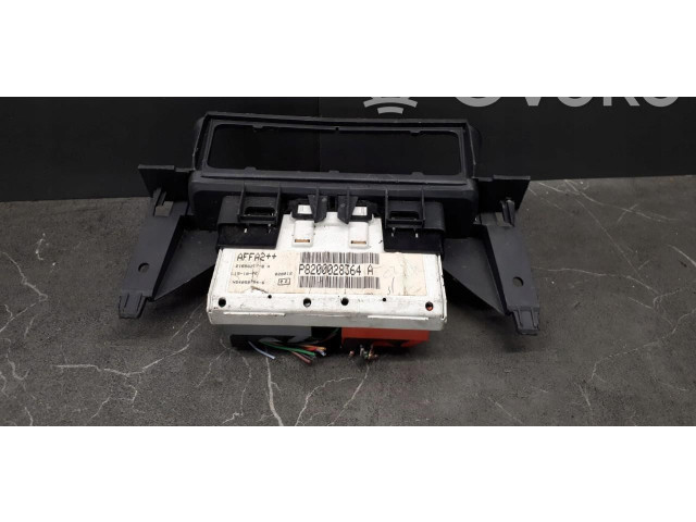 Дисплей 8200069064 Renault Clio II