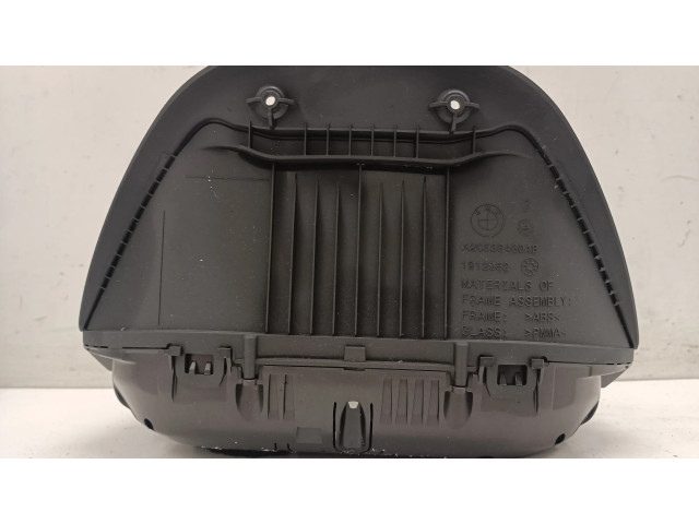 Přístrojová deska BMW 2 F46 2016 6805183