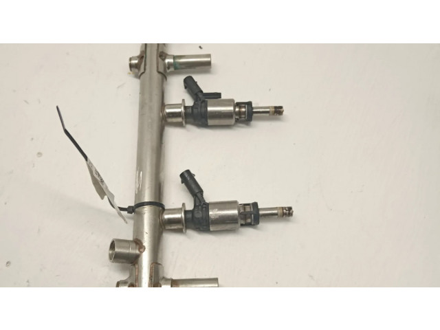 Топливная рампа 06K133317AB   Porsche Macan 2.0 