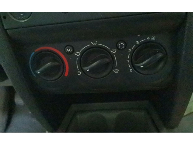 Блок управления климат-контролем 8200147160, 5B2540000 Renault Clio II