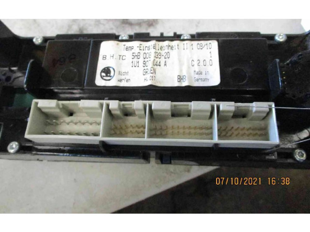 Блок управления климат-контролем 1U1907044A, 1U1907044A   Skoda Octavia Mk1 (1U)