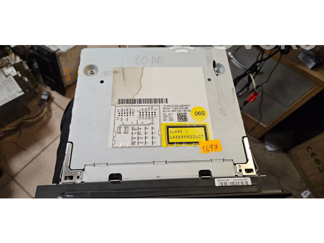 Турбина Радио/ проигрыватель CD/DVD / навигация Audi A3 S3 8P  8P0035186AB, 7640276380         