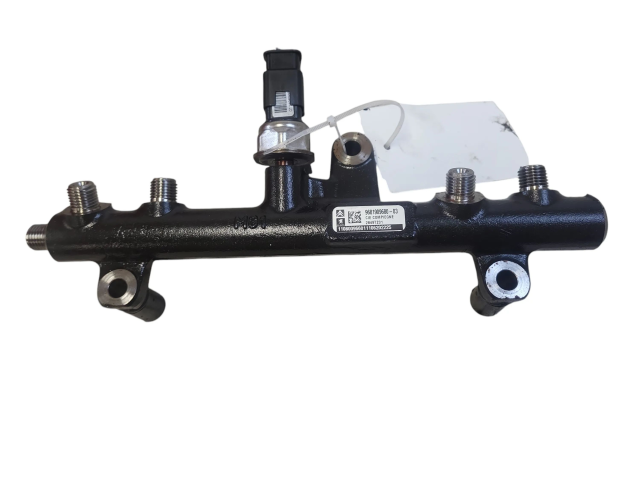 Топливная рампа 9681909680, 28497Z01   Citroen C5   для двигателя RHH