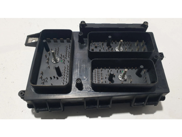   Pojistková skříňka 1534937, 743381   Opel Zafira B 2006