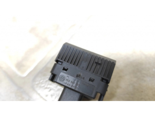 Включатель регулировки высоты фонарей