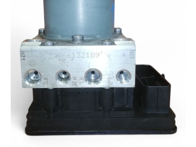 Блок АБС 71777807, 52026542 Fiat 500L 2013 - года