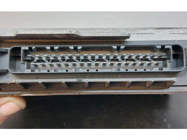 Блок управления двигателя 7700860324 Renault Twingo I