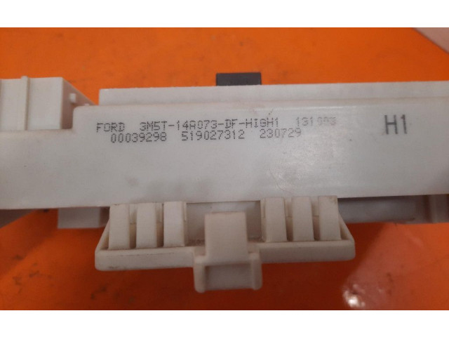 Блок предохранителей  3M5T-14A073-DF, 3M5T-14A073-DF   Audi A6 Allroad C6    