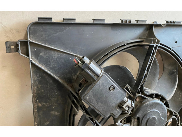 Вентилятор радиатора     6G918C607PC, 8240563    Volvo V70 