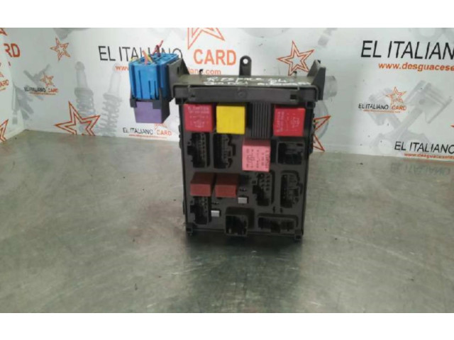 Pojistková skříňka 8200004201E Renault Espace IV