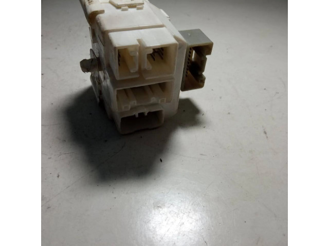 Блок предохранителей A4545450028, MN108926 Mitsubishi Colt