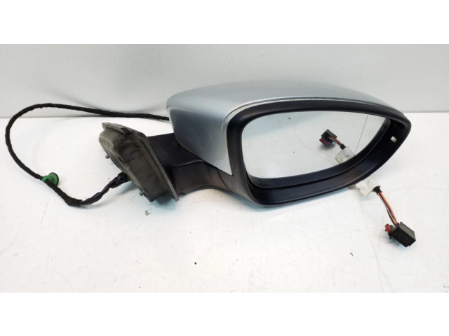 Зеркало электрическое Volkswagen Jetta VI 2011-2018 года