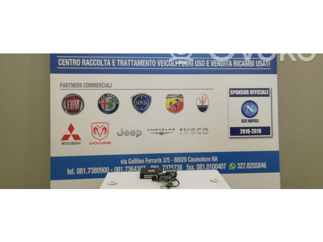 Комплект блоков управления Daihatsu YRV