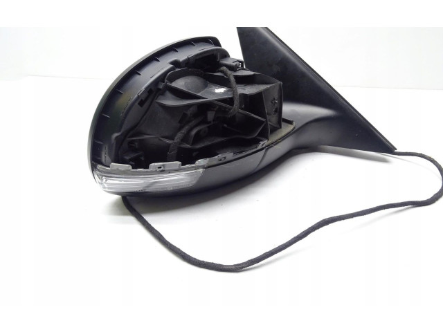 Зеркало электрическое Skoda Yeti (5L) 2009 - 2017 года