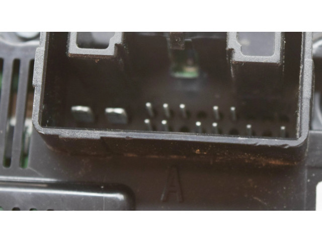 Включатель регулировки салона