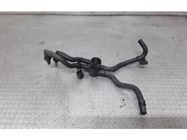 Vstřikovací lišta 6J0127247   Seat Ibiza IV (6J,6P)     