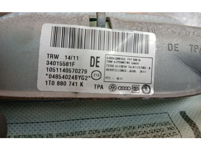 Боковая подушка безопасности 1T0880741K, 1051140570279   Volkswagen Touran II