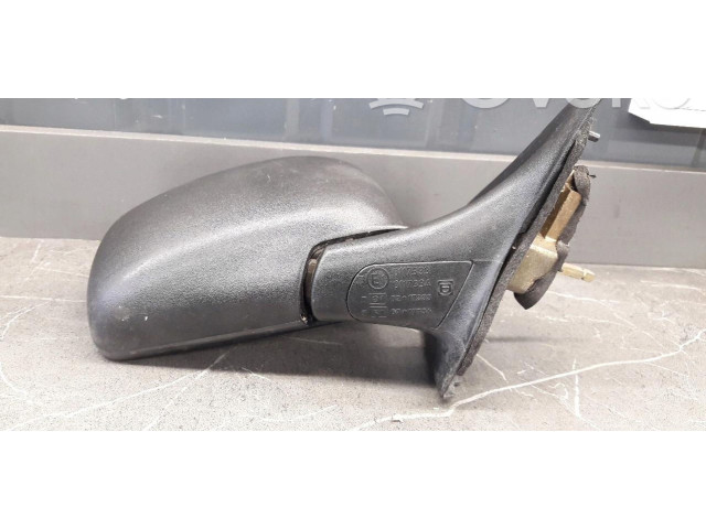 Zpětné zrcátko Ford Orion 1992