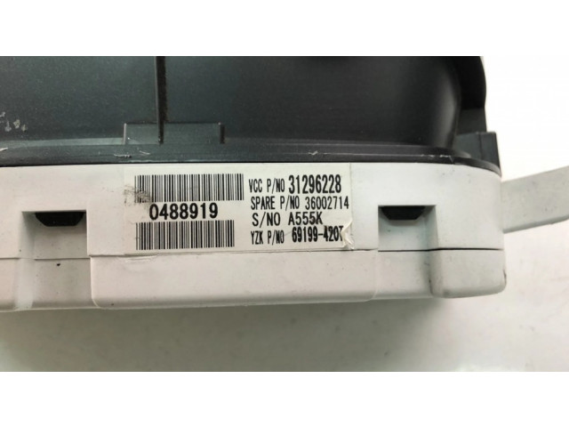 Přístrojová deska Volvo V50 2008 30728642