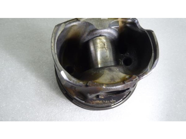 Píst 6325A, 0687776302 Opel Astra K B 16 DTH