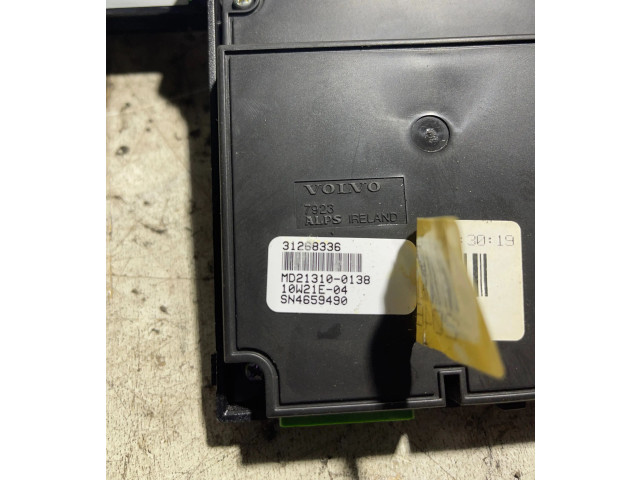 Дисплей 31268336, MD213100138 Volvo V70