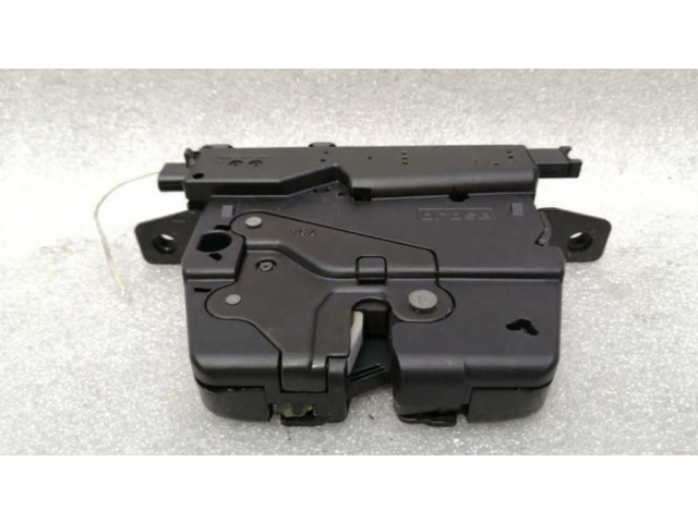 Замок задней крышки