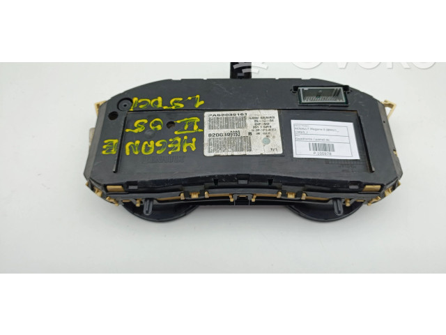 Přístrojová deska Renault Megane II 2001 8200399693