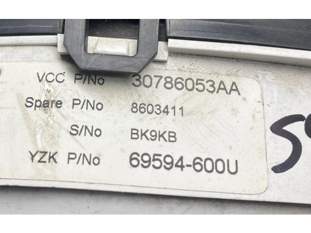 Панель приборов 30786053AA, 8603411 Volvo V70
