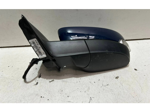 Зеркало электрическое Skoda Fabia Mk3 (NJ) 2015 - 2021 года