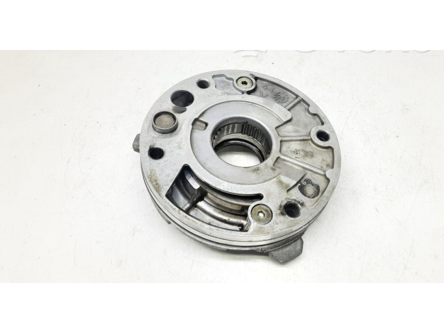 Масляный насос  D5204T2 3077709  Volvo V60 