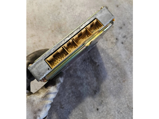 Řídící jednotka 8A0906266E, 4805 Audi A8 S8 D2 4D 1995