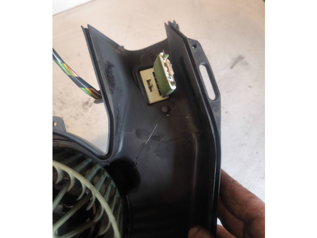 Вентилятор печки       Opel Meriva A