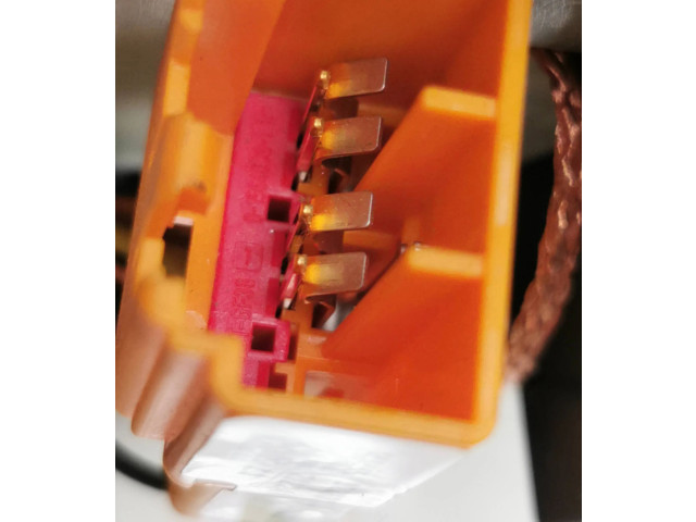 Подушка безопасности водителя 34116424A, P31332820 Volvo V70