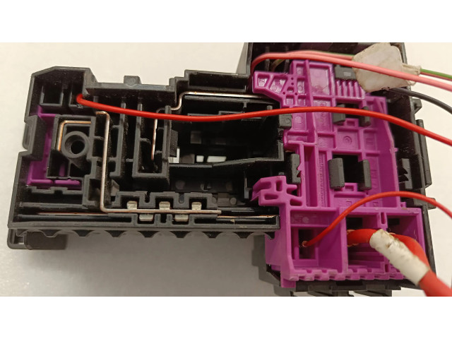 Pojistková skříňka A2059067200, 1642025083 Mercedes-Benz C W205 2017