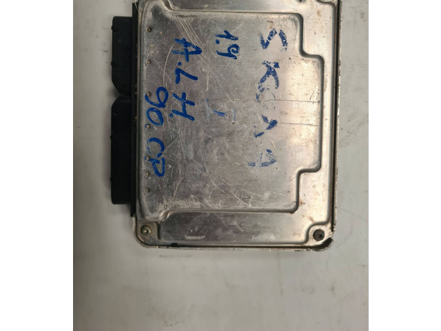 Блок управления двигателя 038906012HA, 1039S02409 Skoda Octavia Mk1 (1U)