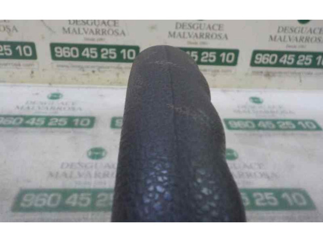 Руль Dacia Sandero - года 807209299R, 2PINES